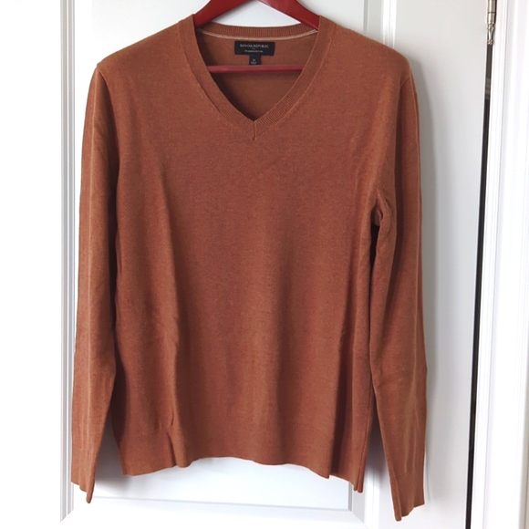 Banana Republic Brown Sweater Medium - Picture 1 of 6